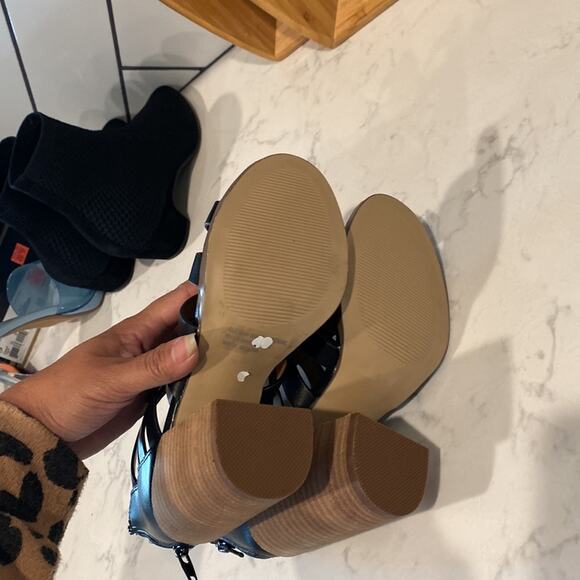 DV by Dolce Vita black Bailey caged stacked heel sandal rocker date size 4.5 - Picture 6 of 9